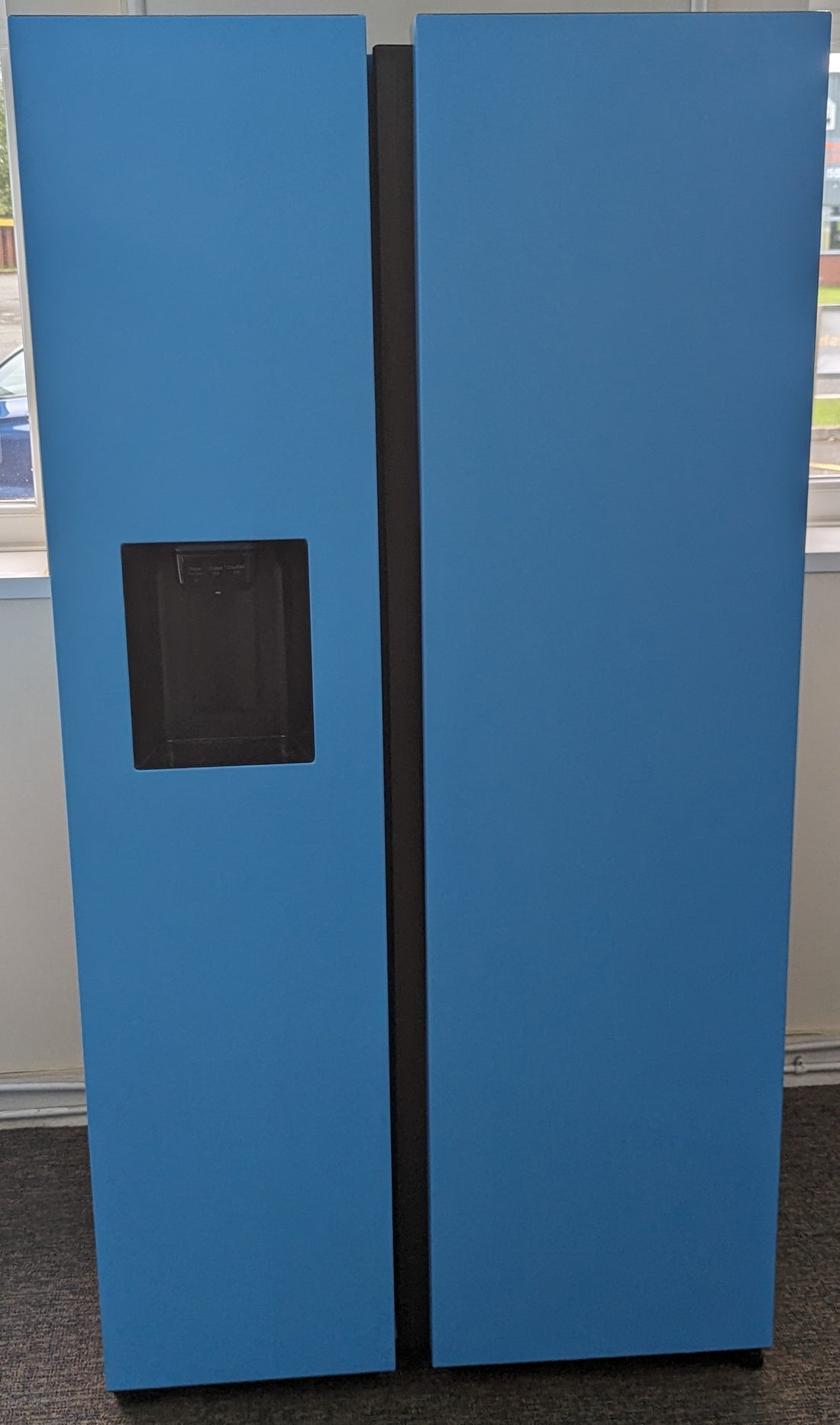 Samsung RS68A8820 Fridge Freezer American Plumbed Ice & Water in Bespoke Electric Blue